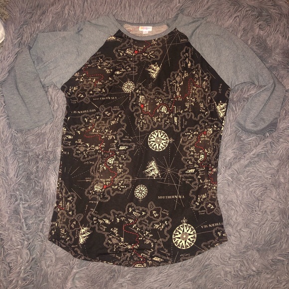 LuLaRoe Tops - Lularoe Randy Tee